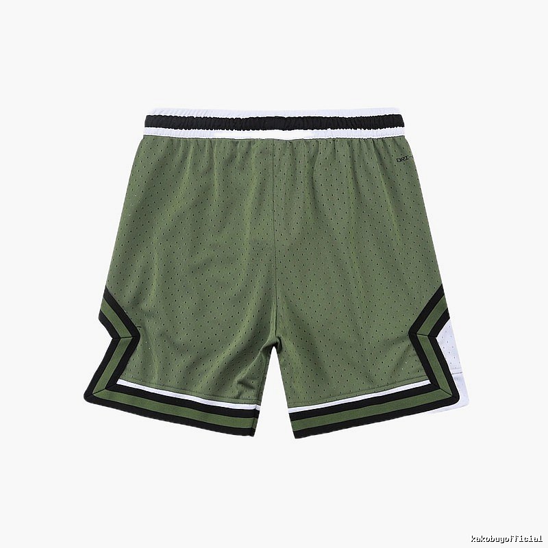AJ sporty green shorts