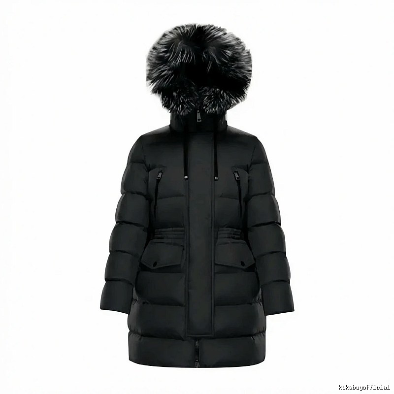 Long black down jacket of Moncler