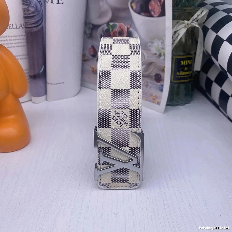 Louis Vuitton Photo-Ready Hardware Detail Monogram Belt Smart Casual