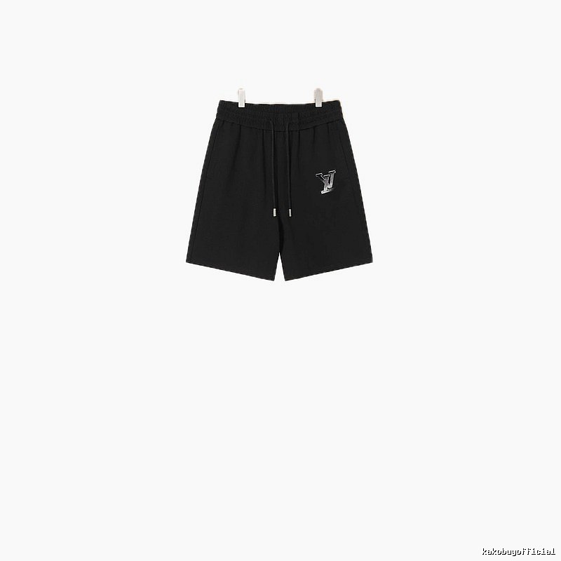Louis Vuitton's classic casual style black shorts