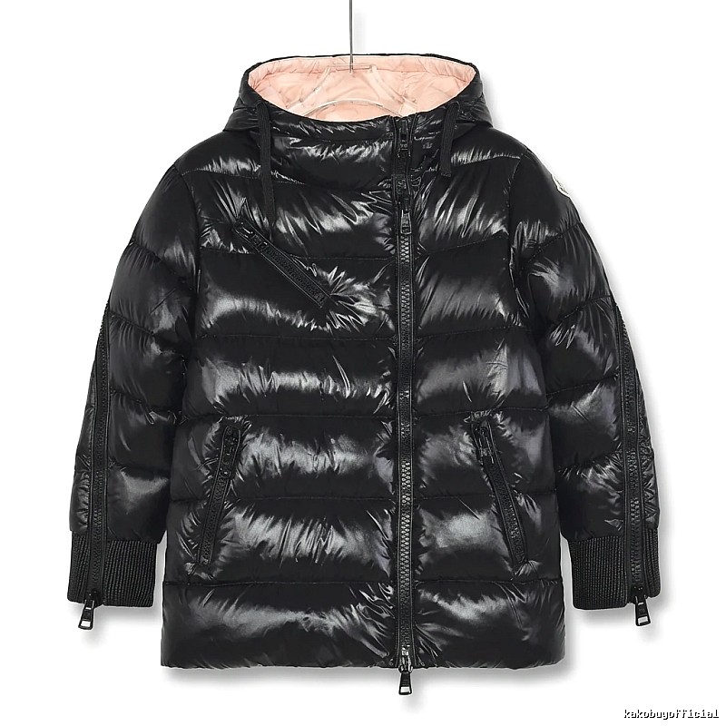 Moncler shiny and stylish black down jacket