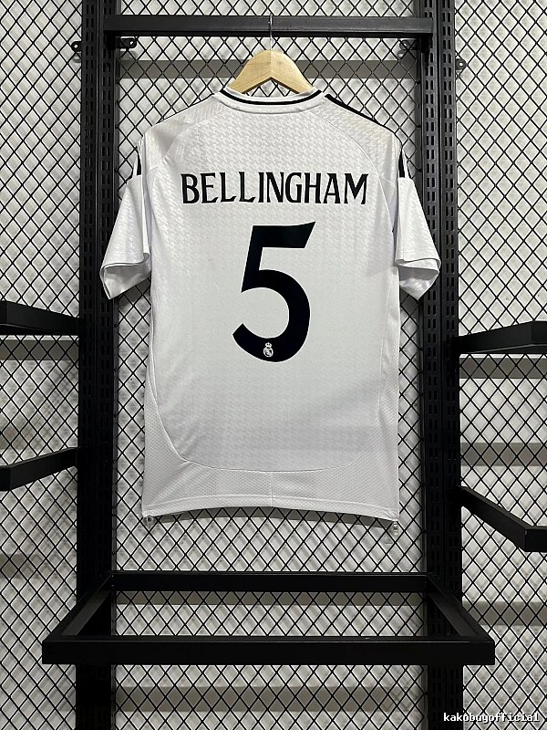 Real Madrid Daily Home soccer jersey White Real Madrid for City Outfits Select Edition